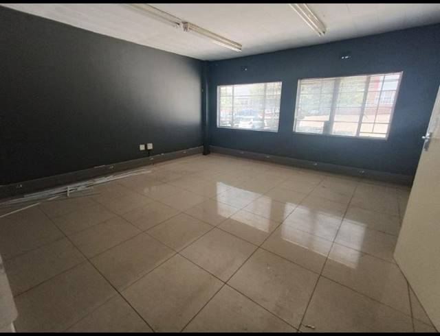 INDUSTRIAL PROPERTY TO RENT IN ROBERTVILLE